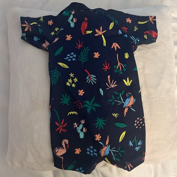 Hanna Anderson baby rashguard swimsuit - Picture 3 of 3